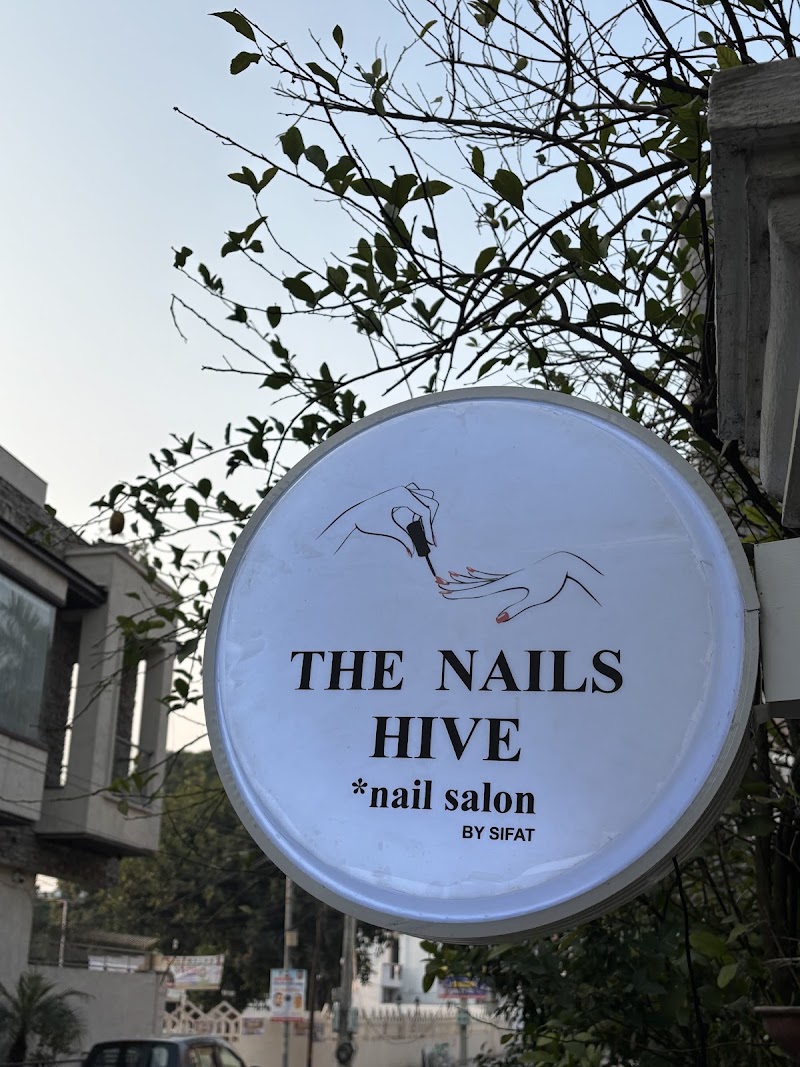 The Nails Hive, nail salon in Amritsar, India, photo 2 of 10
