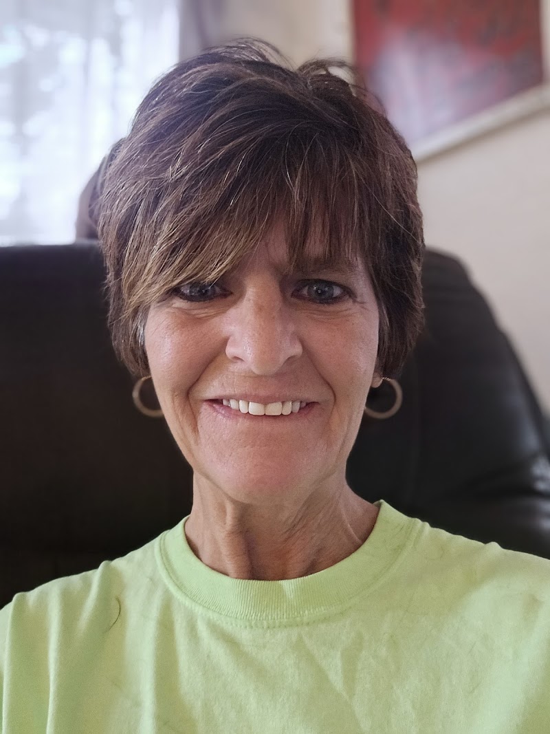 Danny's Fashion, beauty salon in Fort Dodge, IA, photo 1 of 5