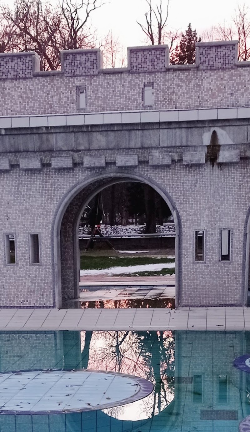"Gombás medence", spa in Eger, Hungary, photo 5 of 7