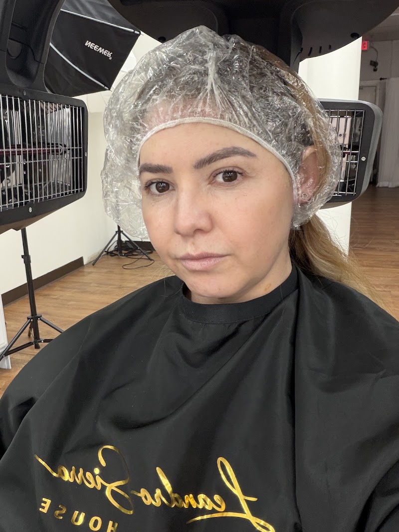 Leandro Sierra Beauty House, beauty salon in Toms River, NJ, photo 6 of 10