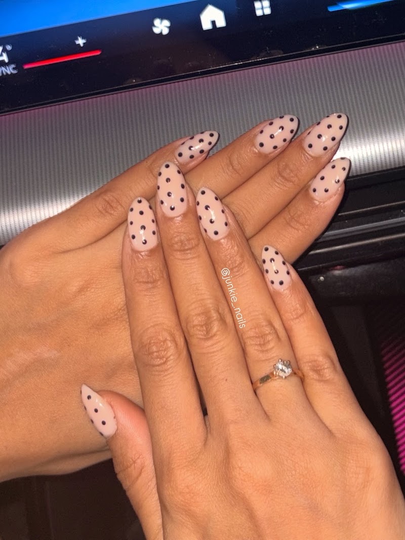 Junkie Nails || Best Nail Studio, nail salon in Surat, India, photo 5 of 10