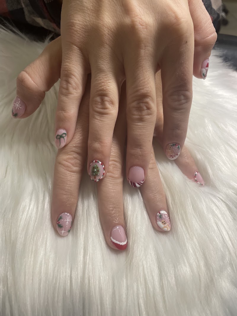 Happy Nails, nail salon in Plymouth, MA, photo 3 of 10