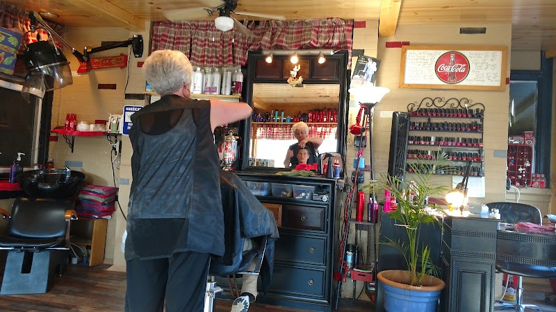 Perfect 10 Plus, beauty salon in Lamar, CO, photo 1 of 2