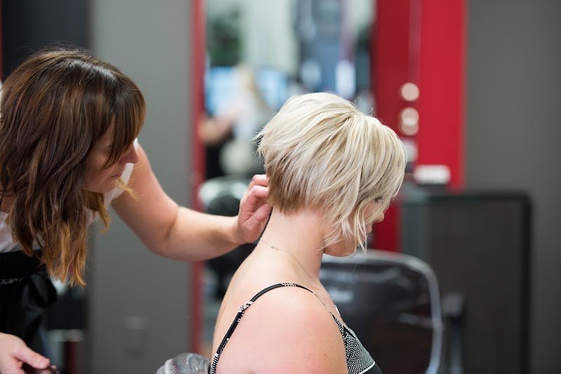 Signatures Salon And Spa, beauty salon in Lewiston, ID, photo 5 of 8