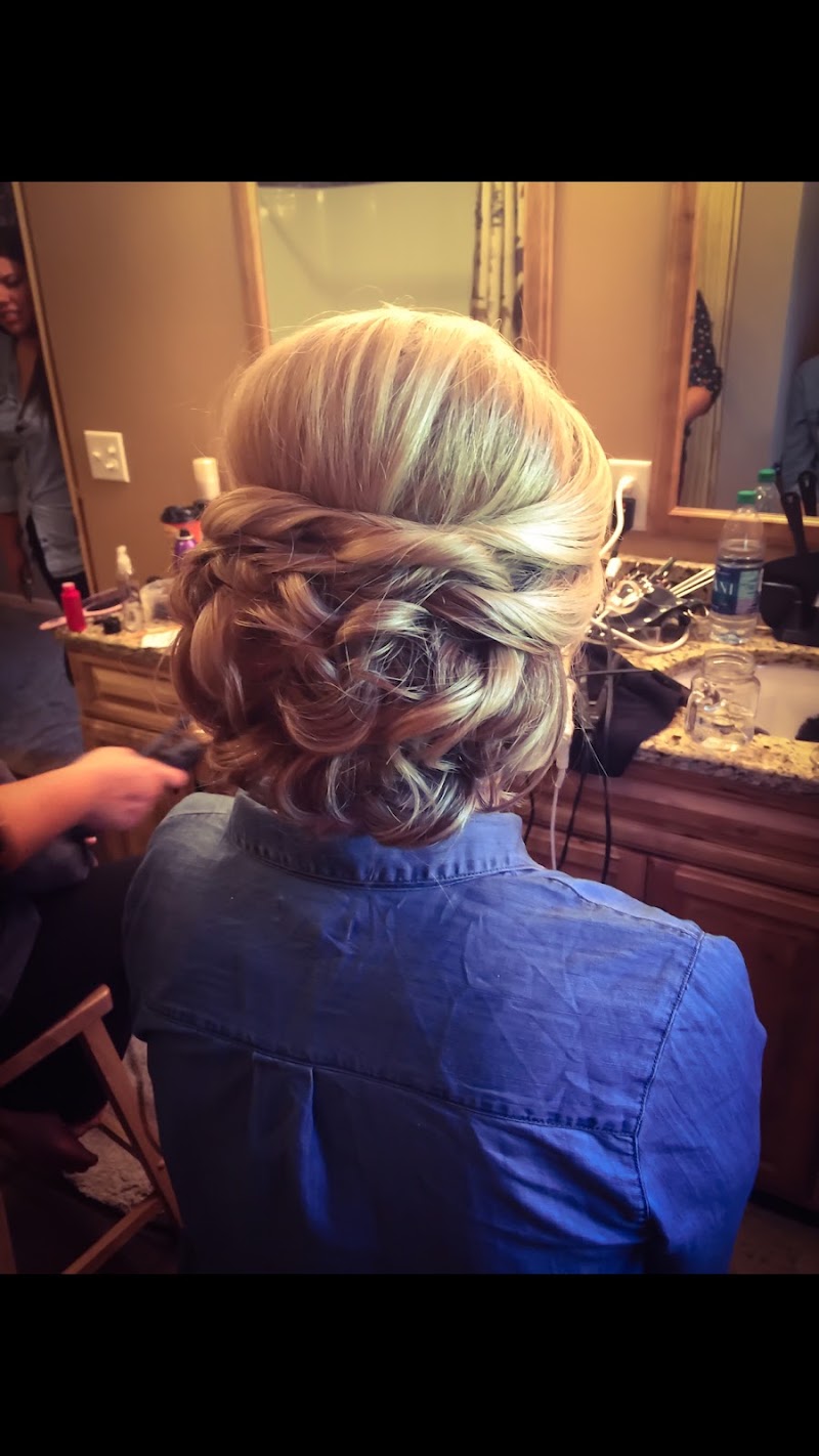 Shear Professionals Salon & Spa, hair salon in Cadillac, MI, photo 4 of 10