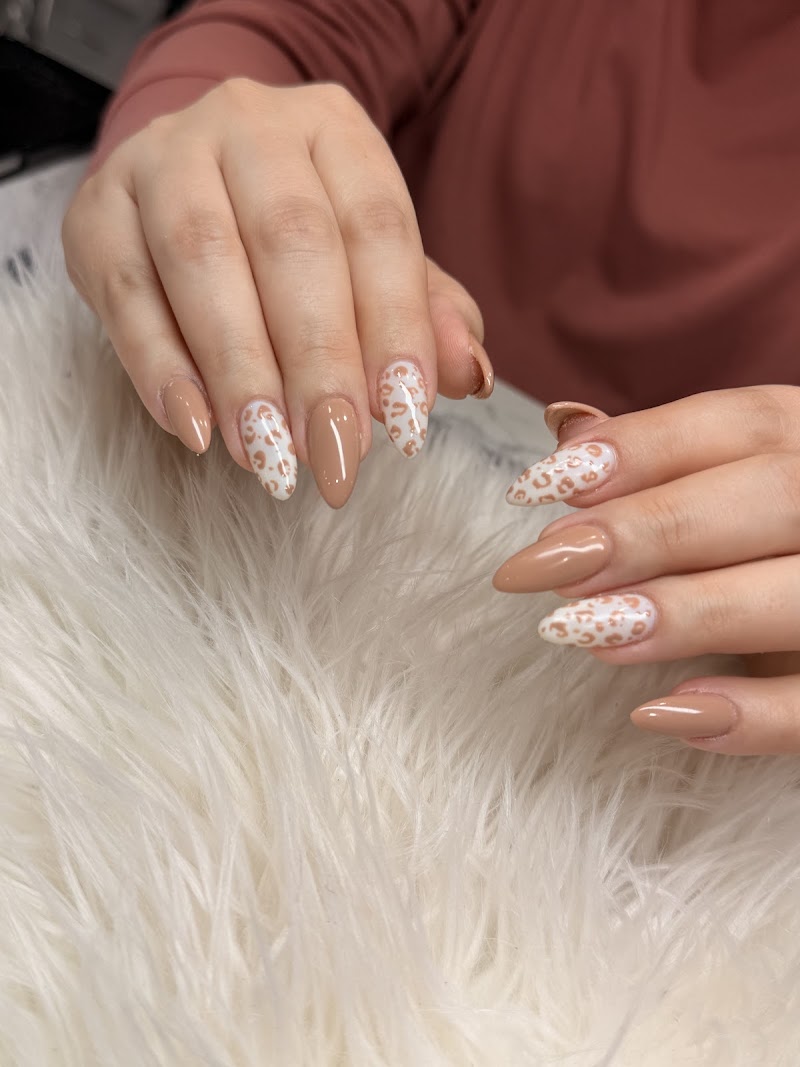 DREAM Nails & Spa, nail salon in Findlay, OH, photo 6 of 10