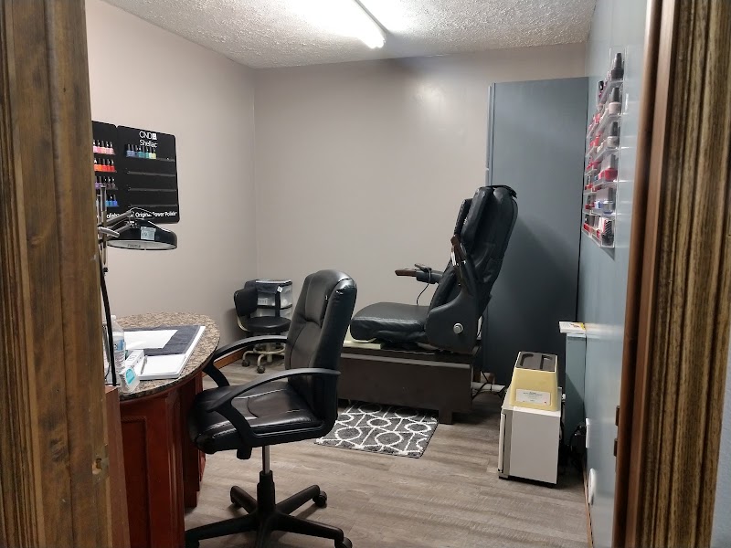 TRENDZ Hair & Nails Studio, beauty salon in Hastings, NE, photo 1 of 10