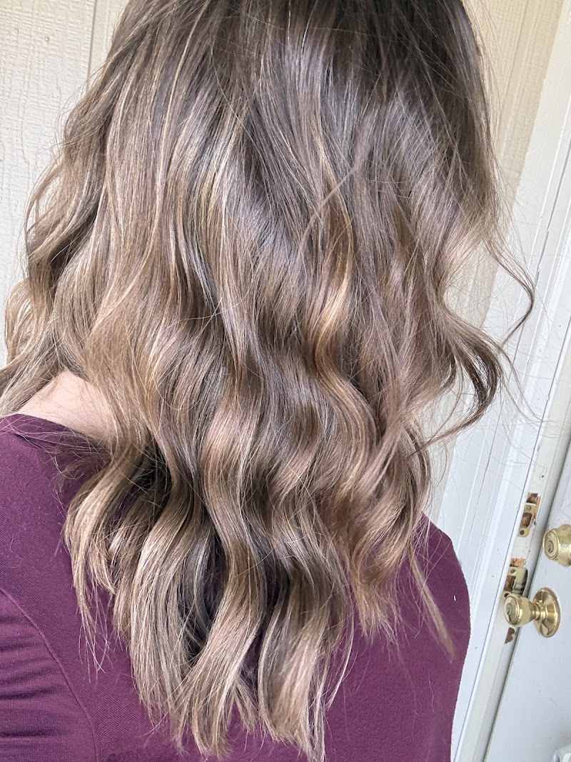 New Roots Beauty Bar By Susan M, beauty salon in Cañon City, CO, photo 4 of 5