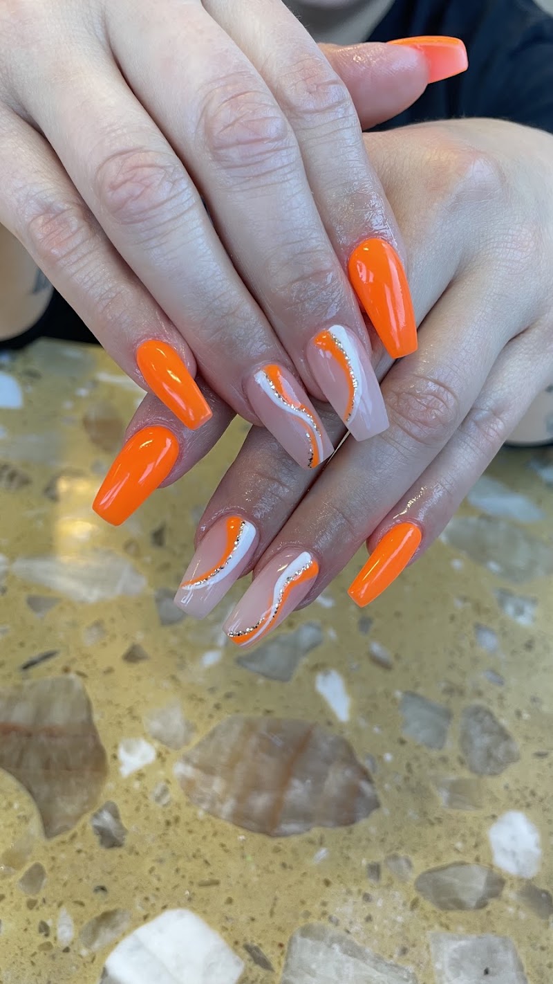 Heavenly Nails & Spa, nail salon in Northampton, MA, photo 4 of 10