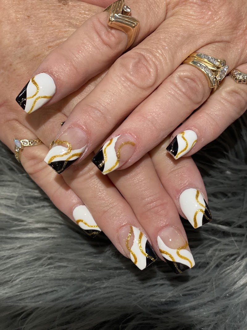 Paradise Day Spa, nail salon in Port Charlotte, FL, photo 1 of 10