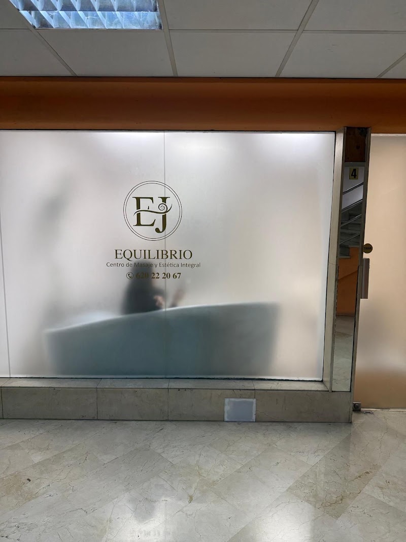 Centro de Masajes y Estética Integral Equilibrio, spa in Zaragoza, Spain, photo 3 of 8