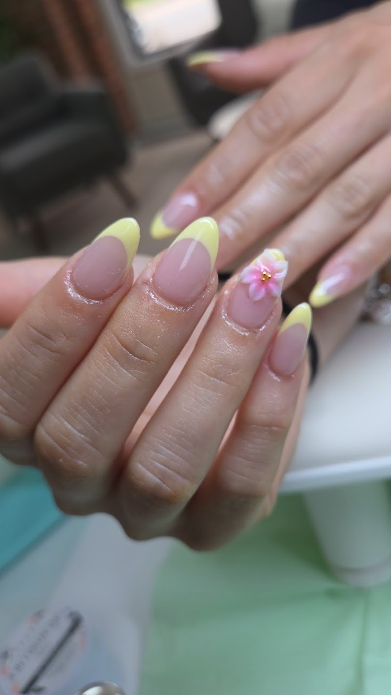 Glaze on Nails, nail salon in Shelton, CT, photo 2 of 10
