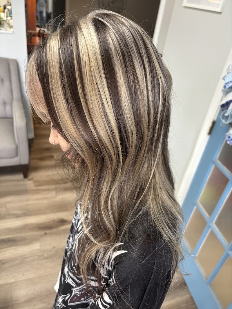 Tori Bay Salon, hair salon in Newport News, VA, photo 4 of 10