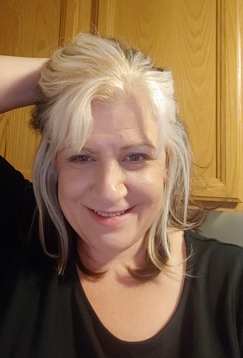 Hair Repair, nail salon in Aberdeen, WA, photo 1 of 2
