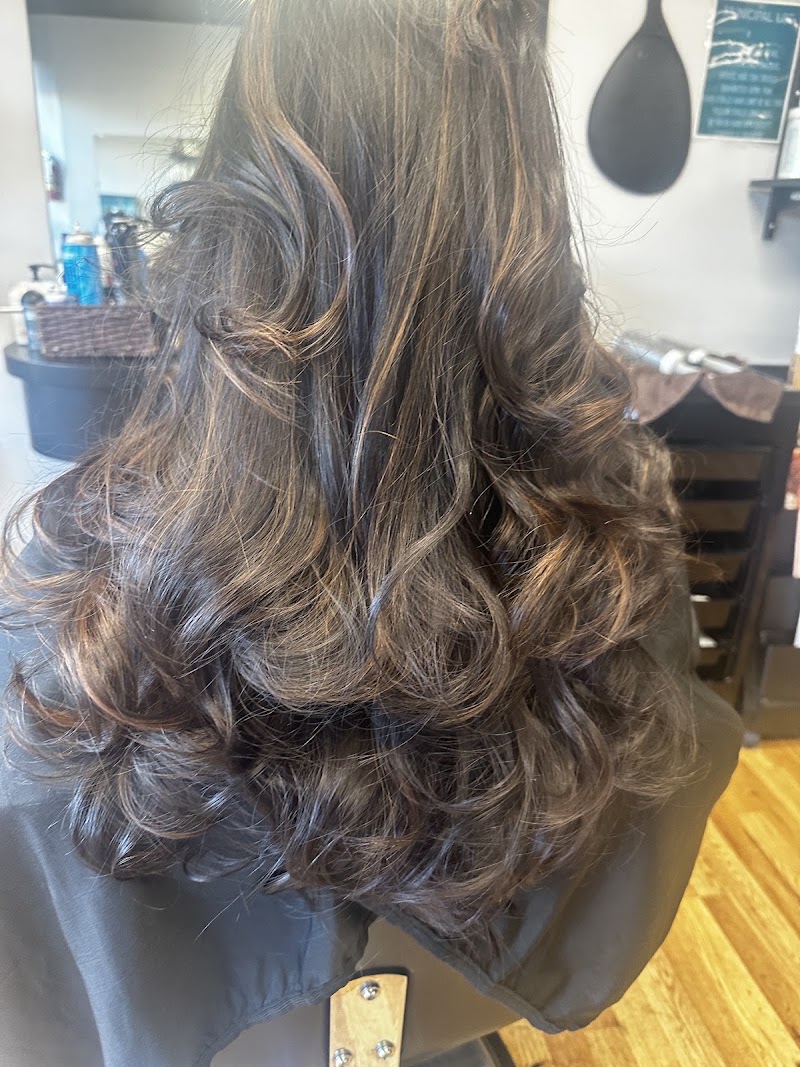 Gallery Beauty Studio, hair salon in Clifton, NJ, photo 5 of 10