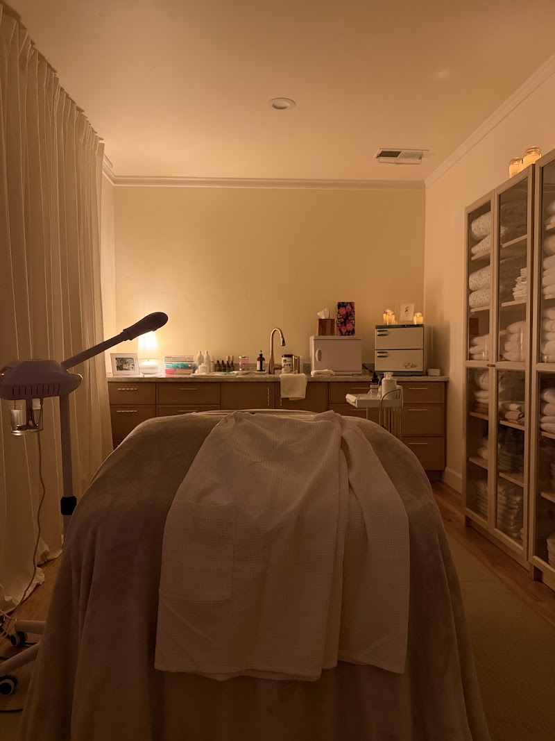 Emberlight Sanctuary, beauty salon in Lodi, CA, photo 3 of 10
