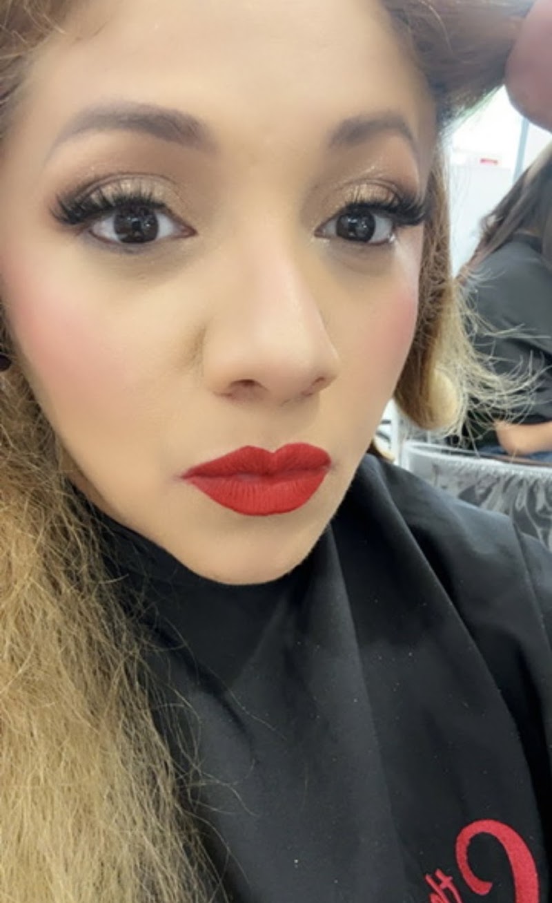 Cosmopolitan Peluqueria Hispana, Hair Salon, hair salon in Hagerstown, MD, photo 4 of 9