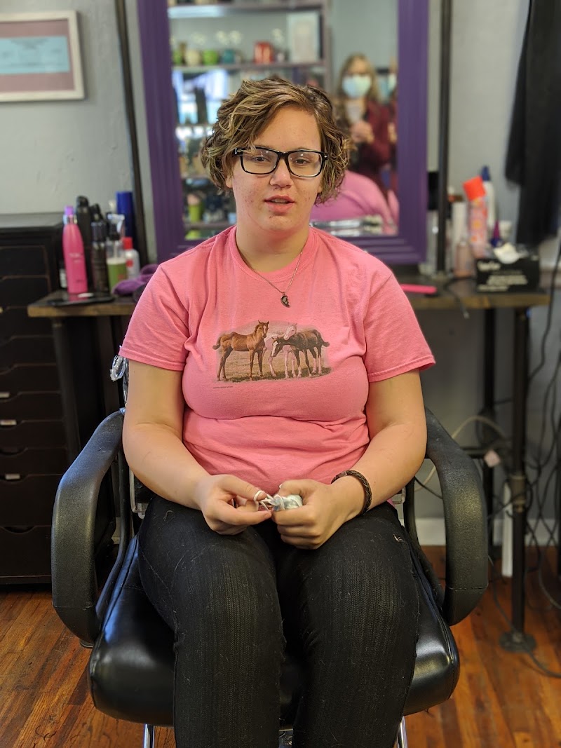 Kalypso Salon, nail salon in Hutchinson, KS, photo 4 of 10
