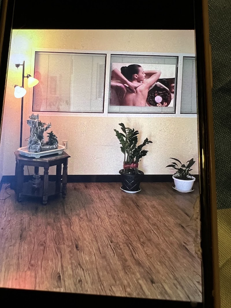 LIN'S MASSAGE THERAPY, massage spa in Mount Pleasant, MI, photo 2 of 4