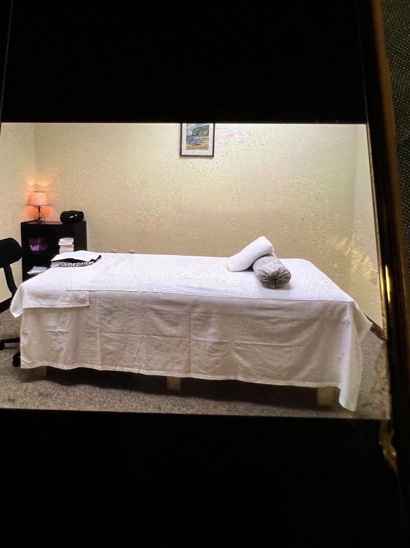 LIN'S MASSAGE THERAPY, massage spa in Mount Pleasant, MI, photo 3 of 4