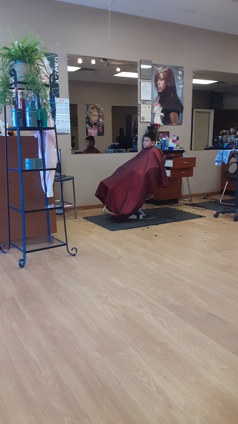 Alberto's Beauty Salon, beauty salon in Casa Grande, AZ, photo 1 of 2