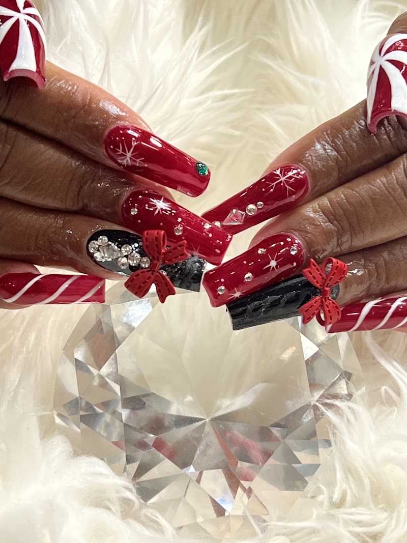 Noey's Nails & Beauty, nail salon in Niagara Falls, NY, photo 2 of 10
