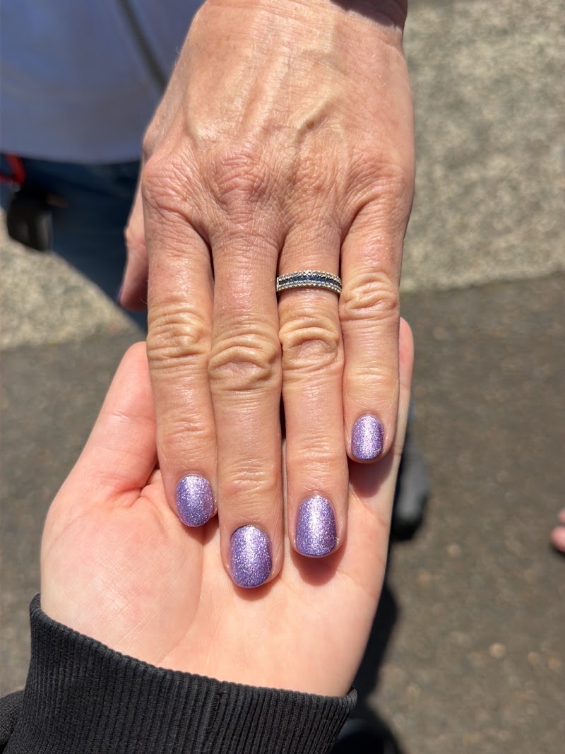 Q Nails & Spa, nail salon in Florence, OR, photo 1 of 10