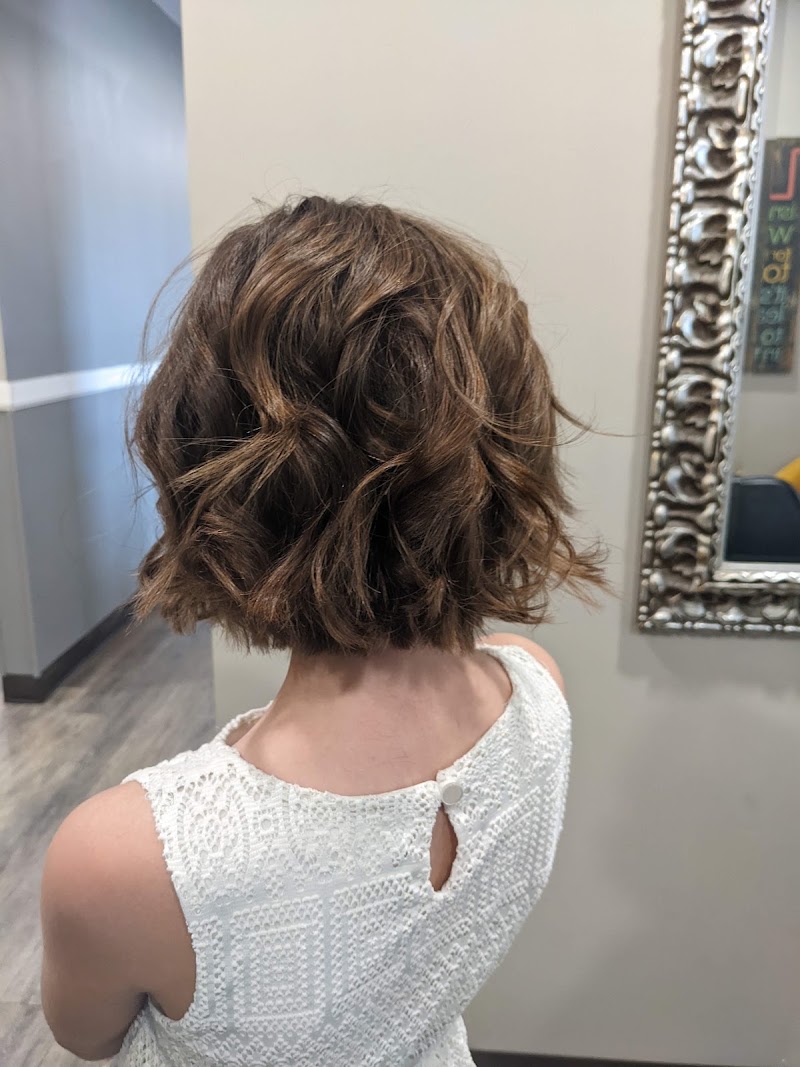 Cheveux Salon, beauty salon in Danville, VA, photo 3 of 6