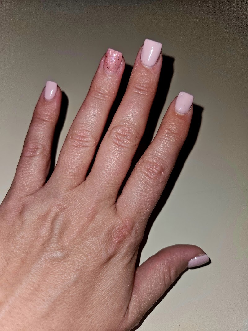 La Nails Spa, nail salon in Spartanburg, SC, photo 3 of 10