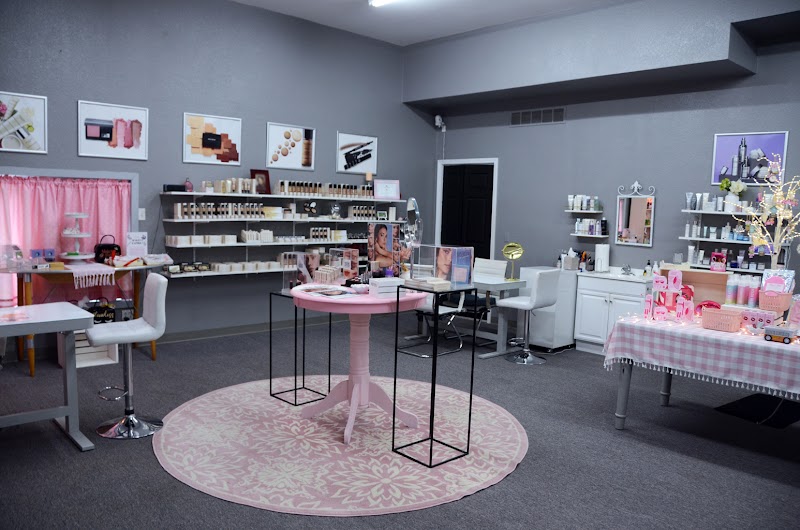 Merle Norman Cosmetics, cosmetics store in Farmington, MO, photo 4 of 10