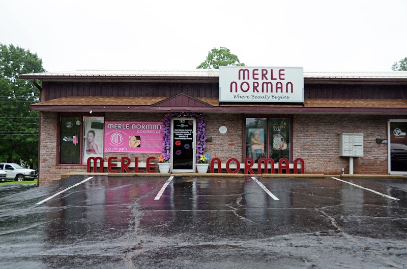 Merle Norman Cosmetics, cosmetics store in Farmington, MO, photo 5 of 10
