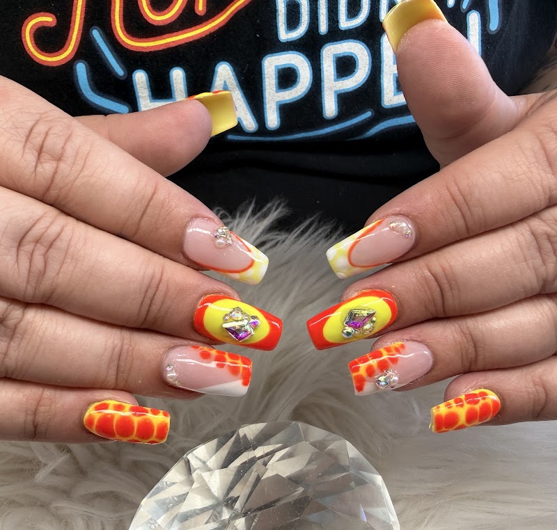 Evolution Nails Spa, nail salon in Lockport, NY, photo 3 of 10