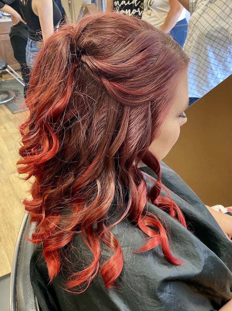 Third Street Hair Studio, beauty salon in Hastings, NE, photo 3 of 8