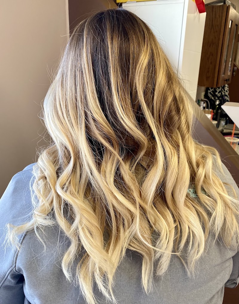 Third Street Hair Studio, beauty salon in Hastings, NE, photo 5 of 8