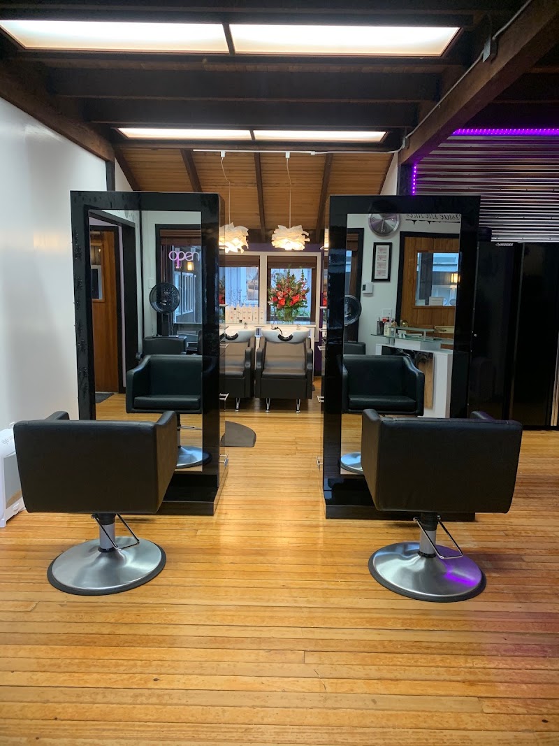 Hair & All That Jazz, beauty salon in Newport, OR, photo 6 of 10