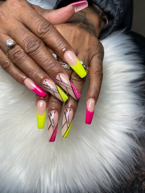 HAPPY NAILS AND SPA, nail salon in Starkville, MS, photo 1 of 10