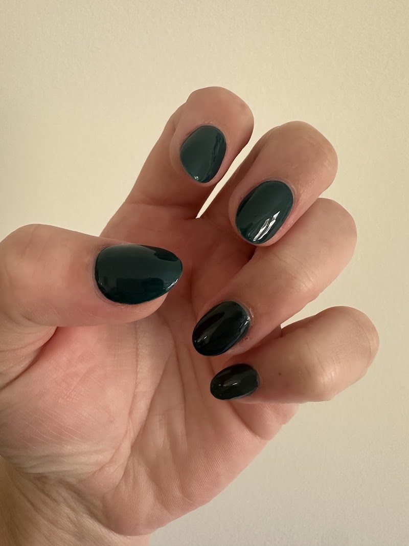 HAPPY NAILS AND SPA, nail salon in Starkville, MS, photo 4 of 10