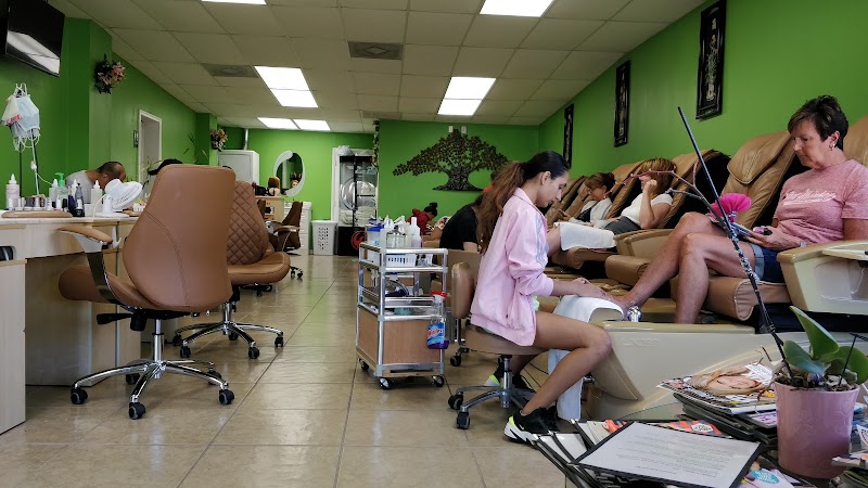 Diamond Nails and Spa, nail salon in Ocean City, MD, photo 3 of 10