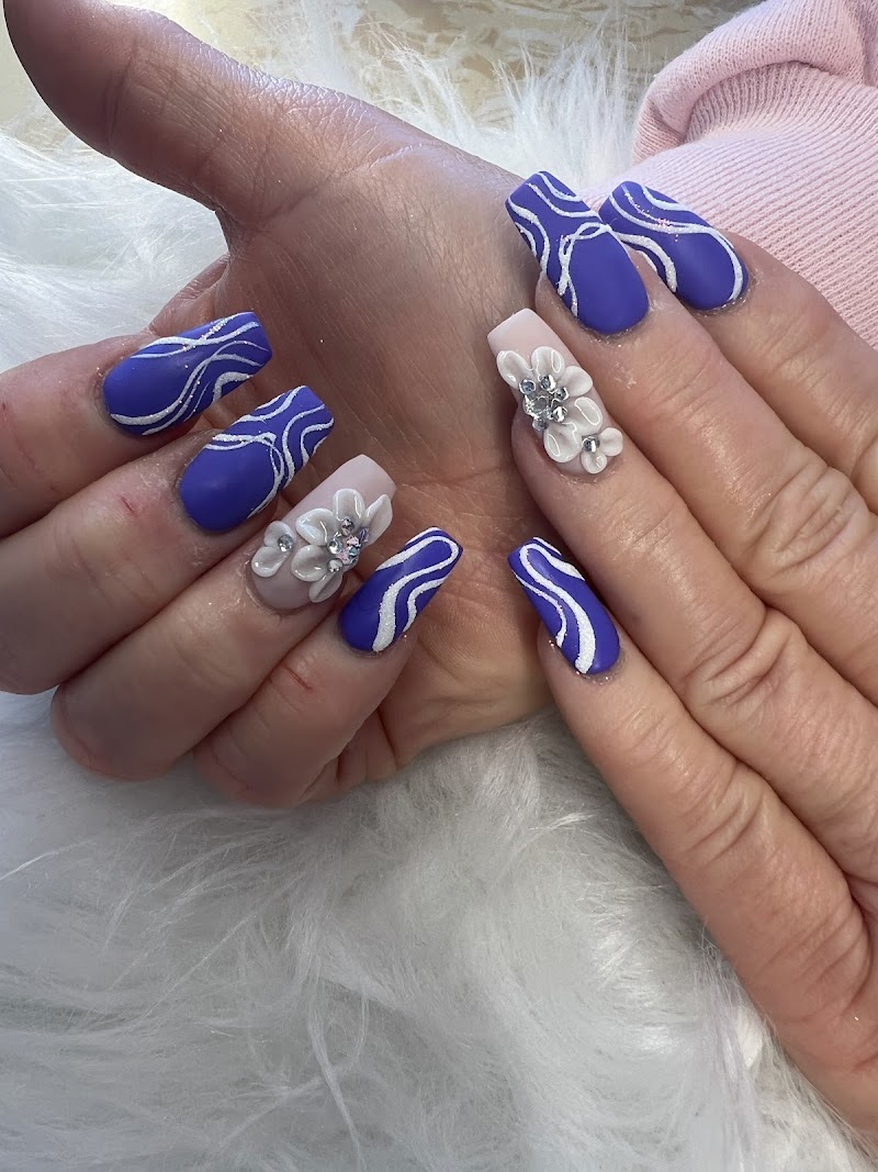 L.A Nails, nail salon in Spencer, IA, photo 4 of 10