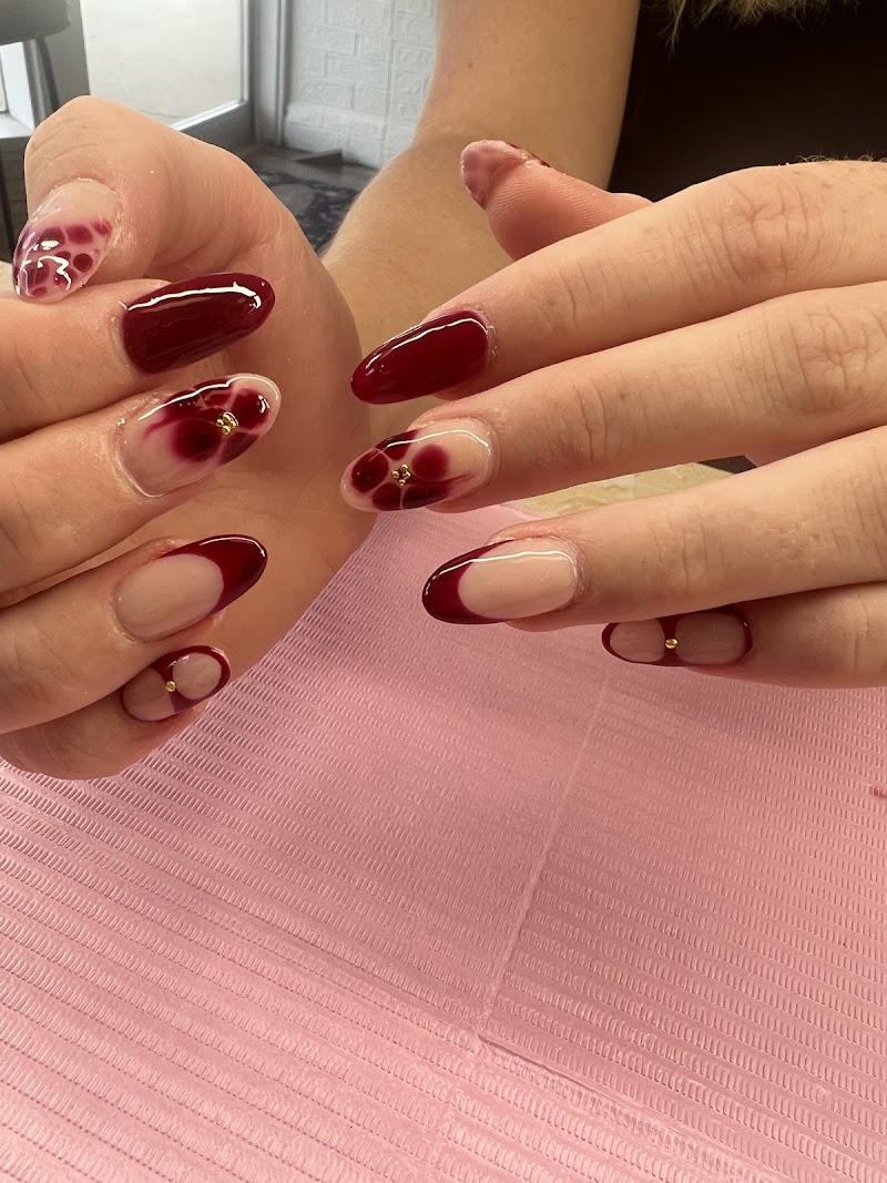 L.A Nails, nail salon in Spencer, IA, photo 6 of 10