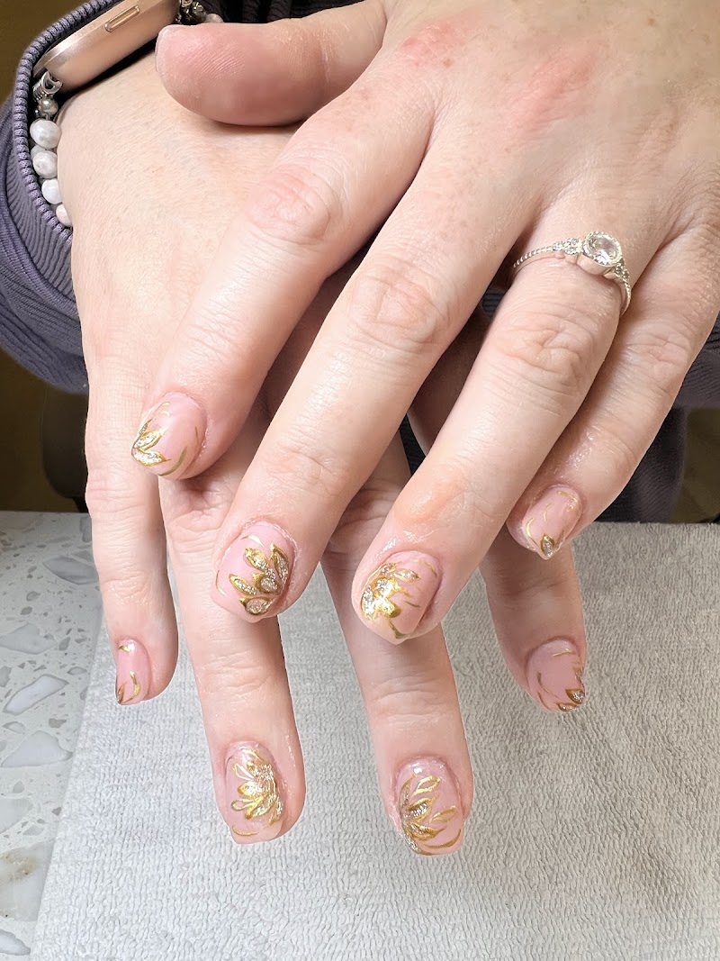 VT Nails & Spa, nail salon in North Bend, OR, photo 1 of 10