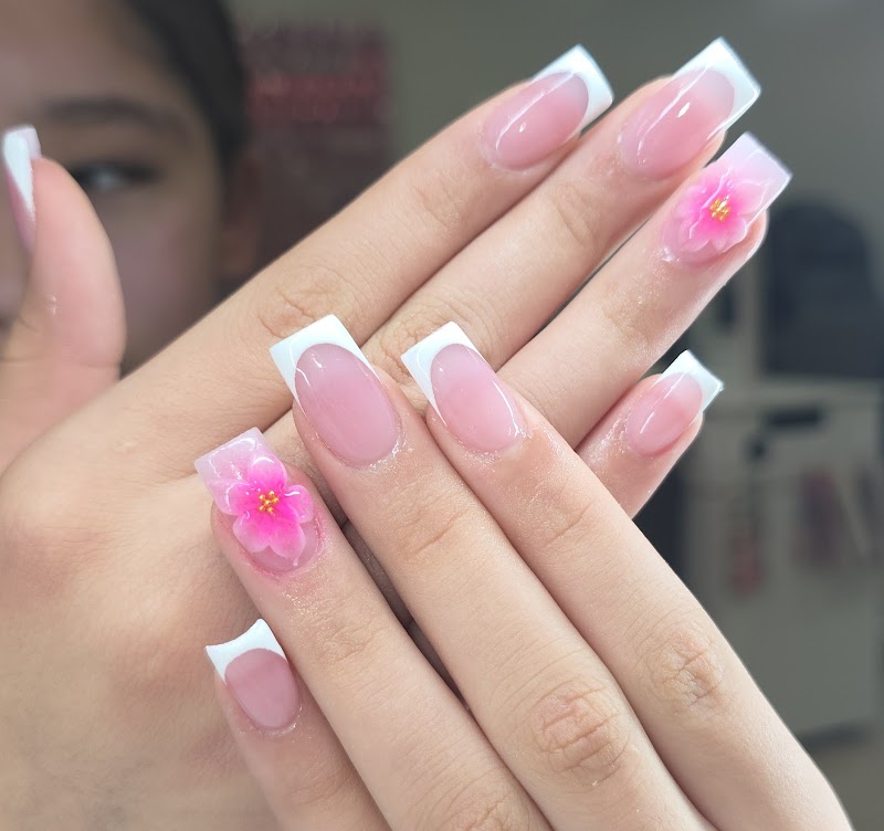 Palace Nail & Spa, nail salon in Beckett Ridge, OH, photo 3 of 10