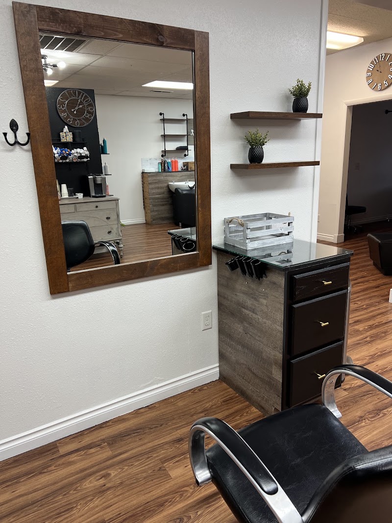 Beauty Boutique Salon, beauty salon in Roseburg, OR, photo 5 of 9