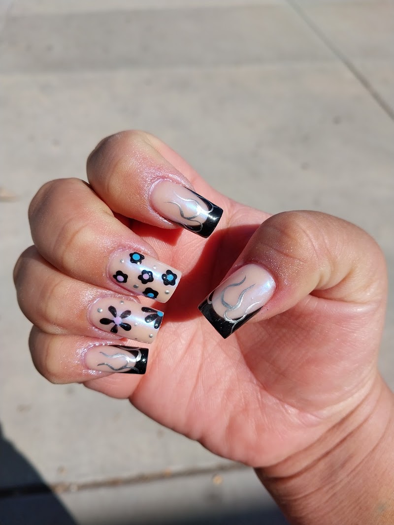 Kim’s Nails Spa, nail salon in Casa Grande, AZ, photo 4 of 10