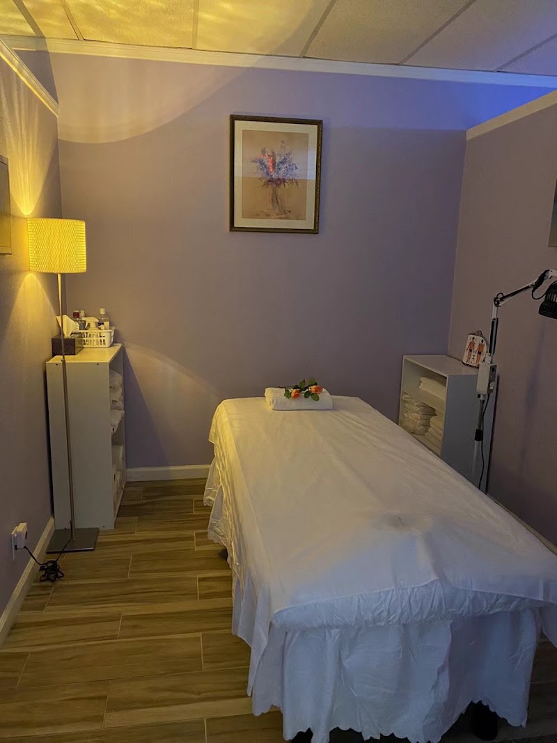 Ono Hawaiian Health Spa, massage spa in Cathedral City, CA, photo 1 of 10