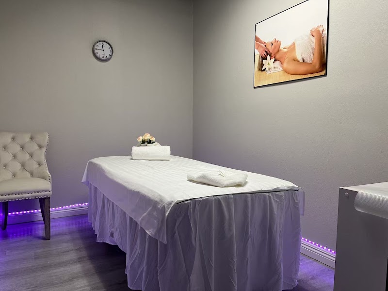 Natural Massage, massage spa in Lake Elsinore, CA, photo 2 of 5