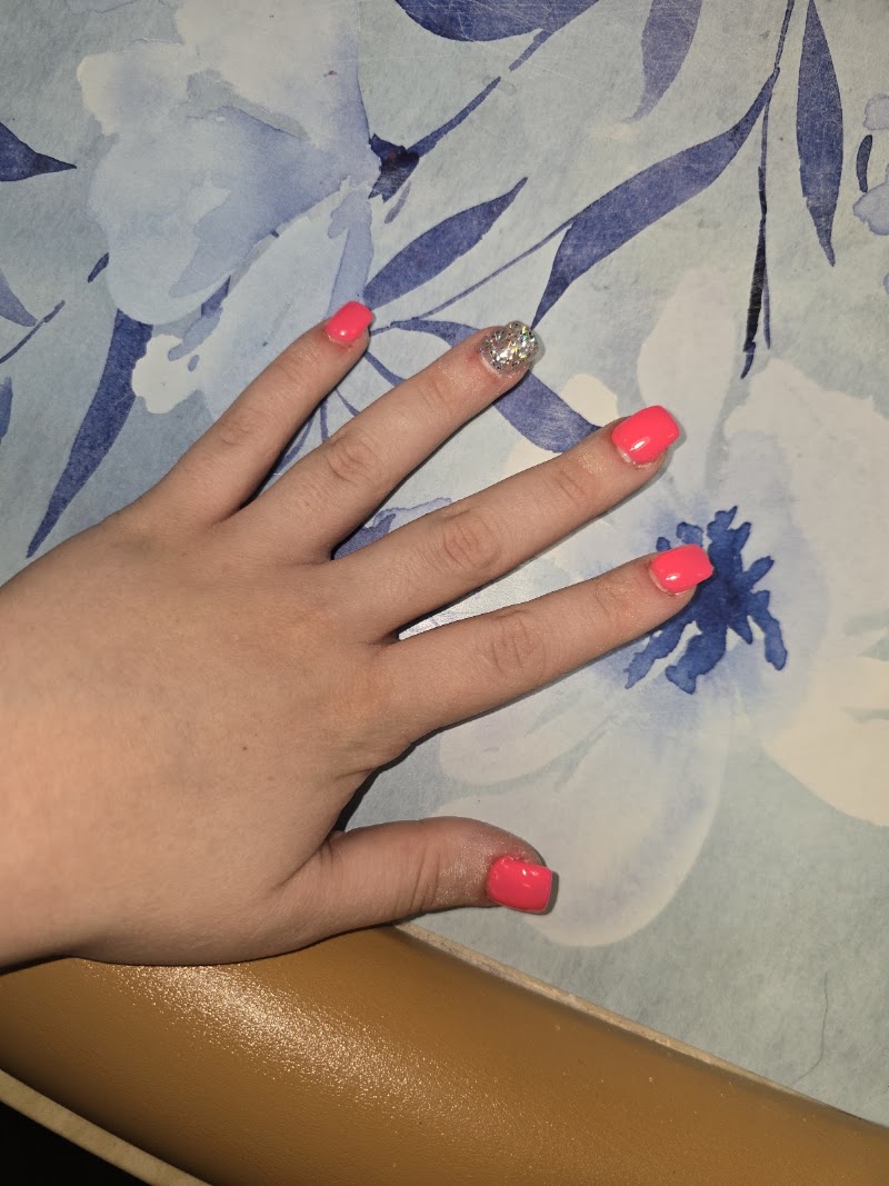 Nails and spa, nail salon in Brookville, PA, photo 3 of 10