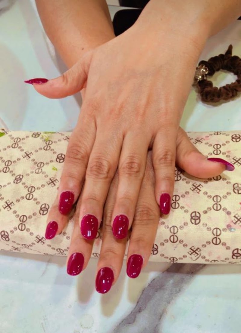 La Beautique Salon and Academy, beauty salon in Rishikesh, India, photo 5 of 10