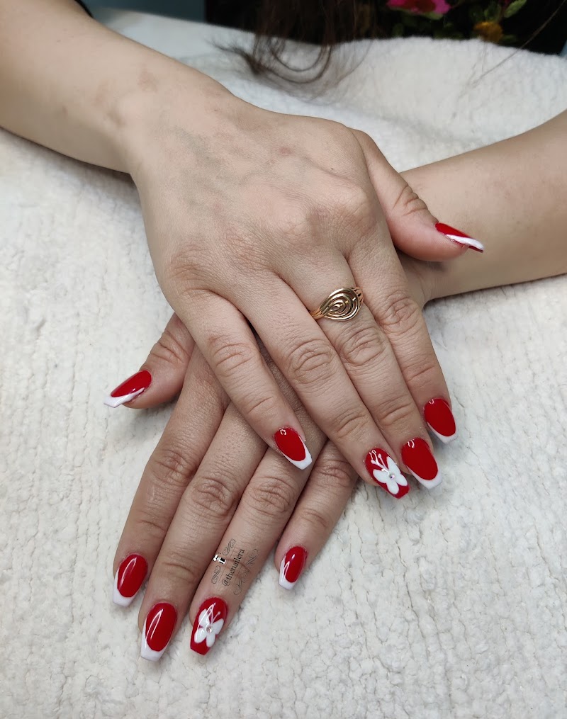 The nail era, nail salon in Nagpur, India, photo 1 of 10