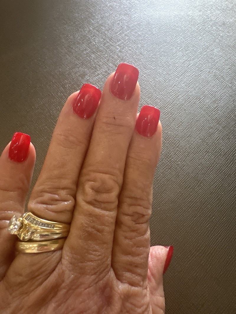 Hollygood Nails-Spa, beauty salon in Wauchula, FL, photo 3 of 10